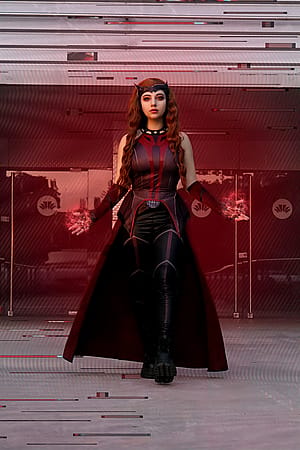 Scarlett Witch Cosplay by Yunotheloosecannon'