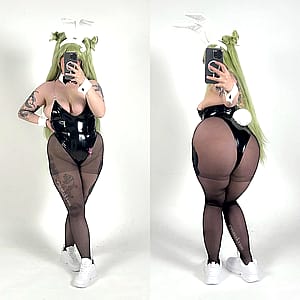 soda: twinkling bunny from NIKKE (emmakyun)'