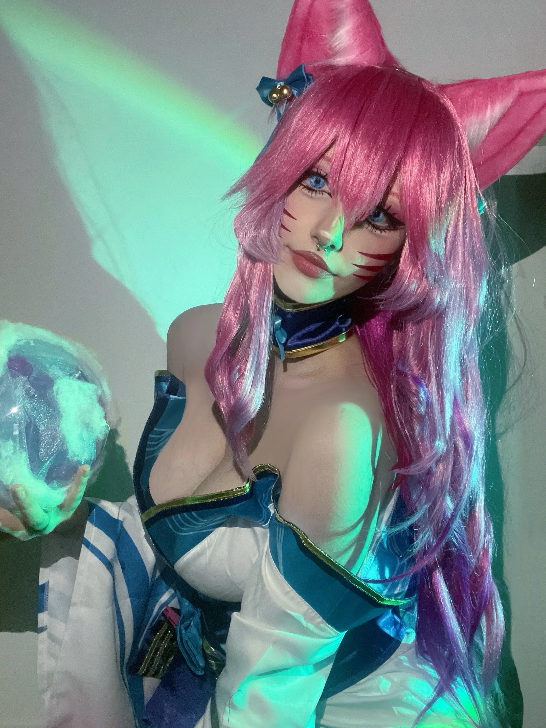 my spirit blossom ahri cosplay💜 (@mobiiiuss) picture 1 of 1