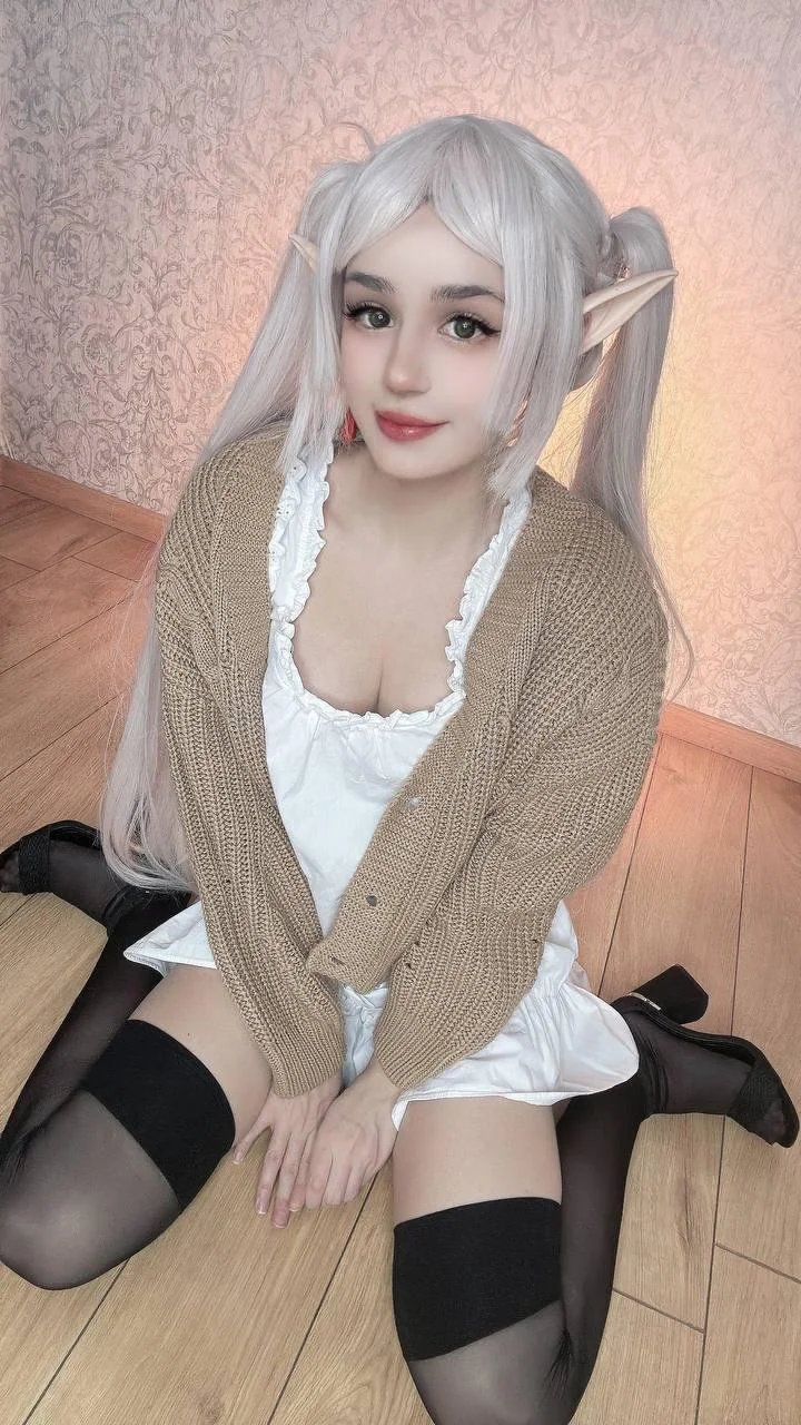 (Kanra_cosplay) as Frieren picture 1 of 1