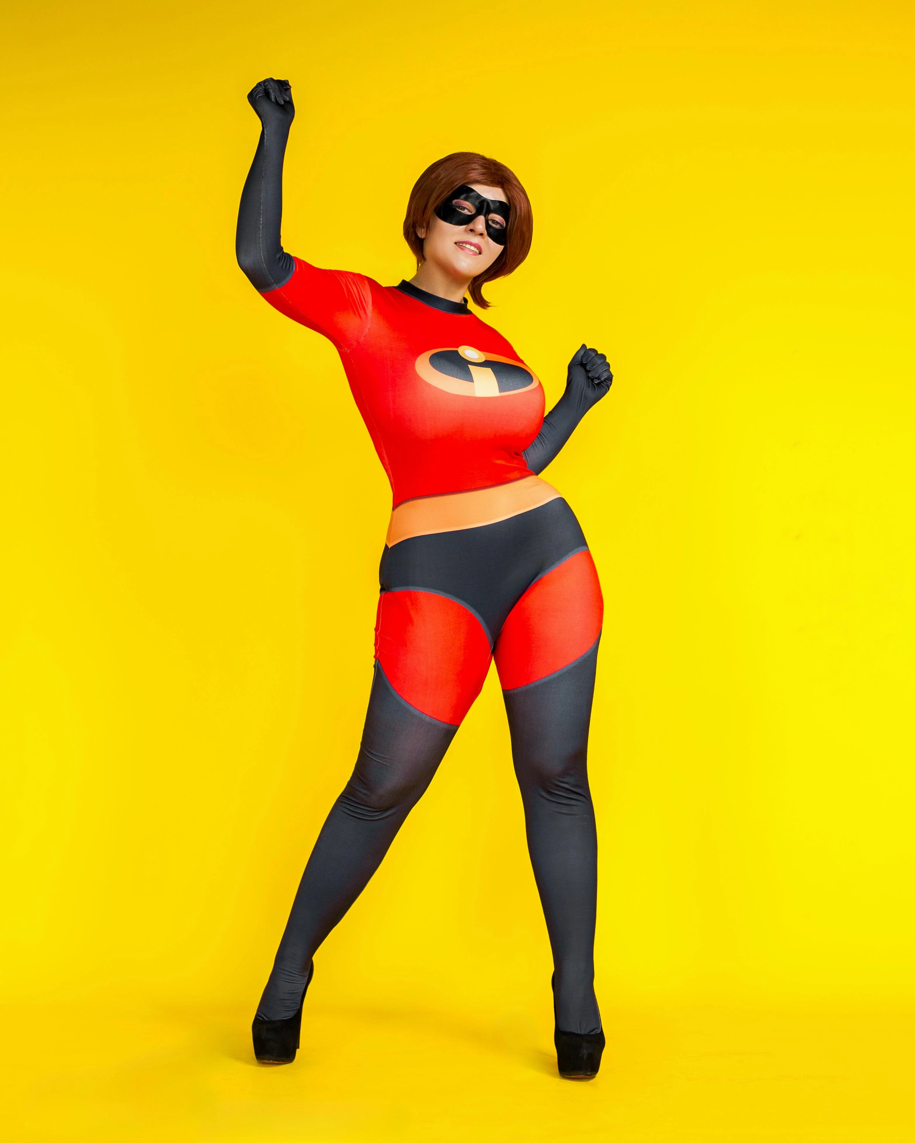 Elastigirl [The Incredibles] (Aili Winter) picture 3 of 5