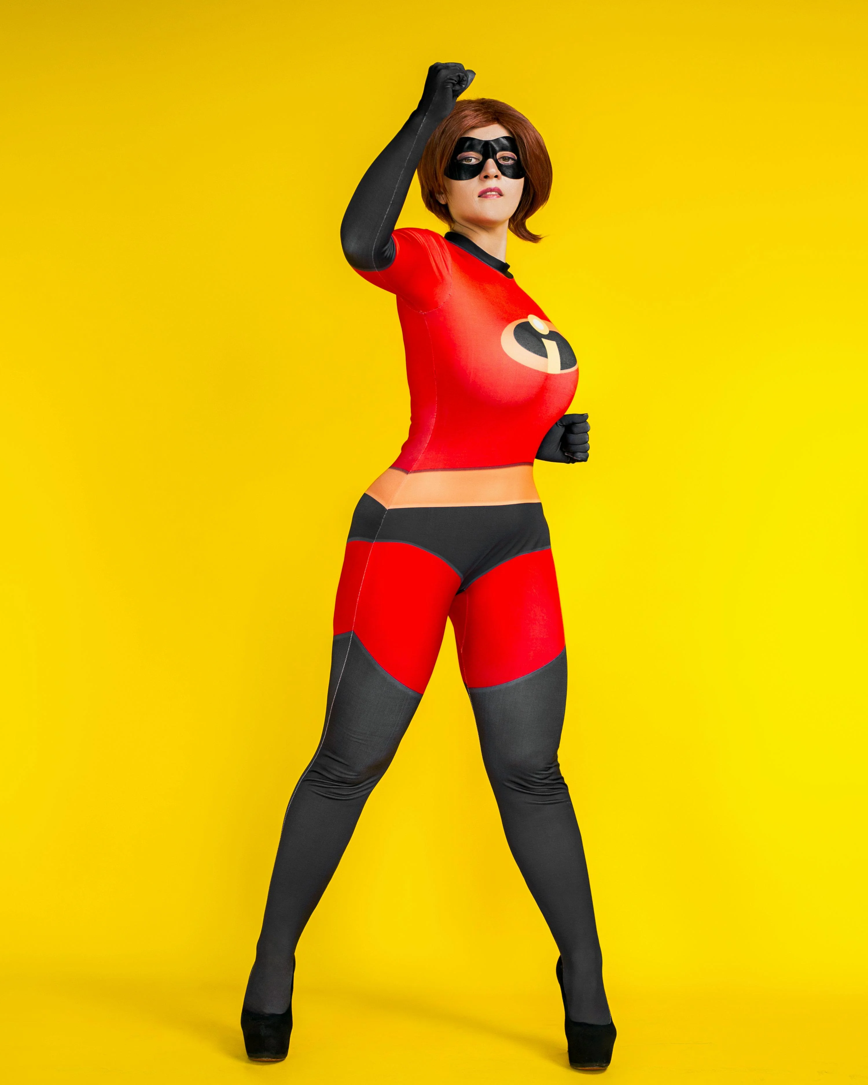 Elastigirl [The Incredibles] (Aili Winter) picture 5 of 5