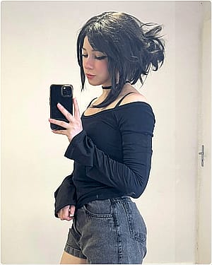 Ashley Graves cosplay by StarSthormy [The Coffin of Andy and Leyley]'