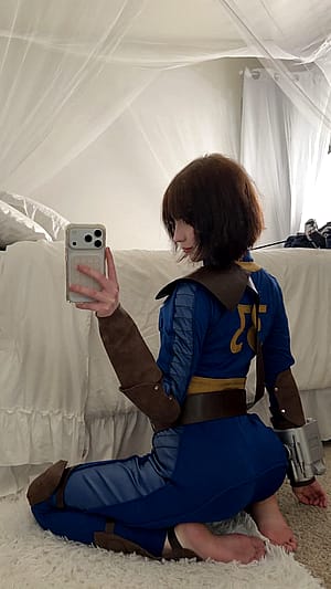 Lucy MacLean (Spinechill) [Fallout 4]'