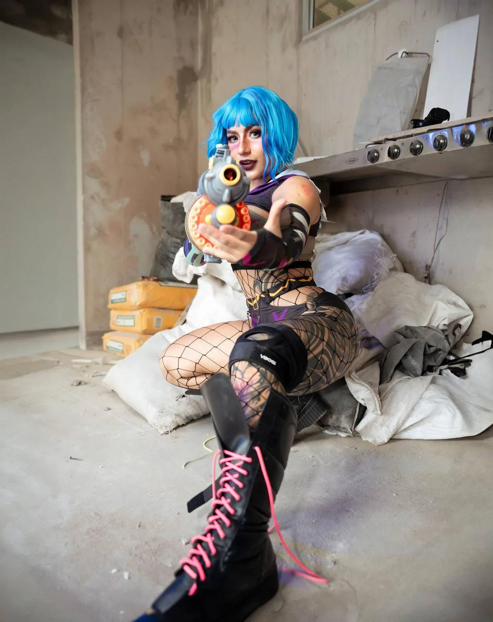 Jinx Cosplay by (CuteDeew) picture 3 of 3