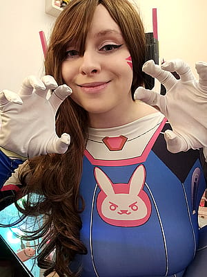 D.va from Overwatch by Moonwithcats'