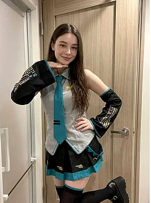 Okay but Miku Hatsune no wig?? this teal tie and skirt set is actually so cute by Ciribag'
