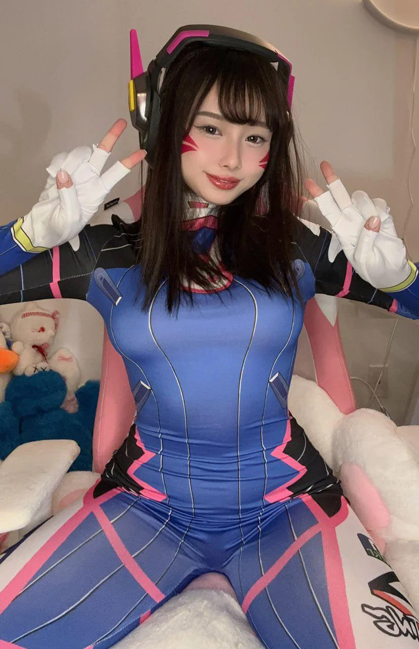 D.Va OverWatch (Bunny) picture 1 of 1