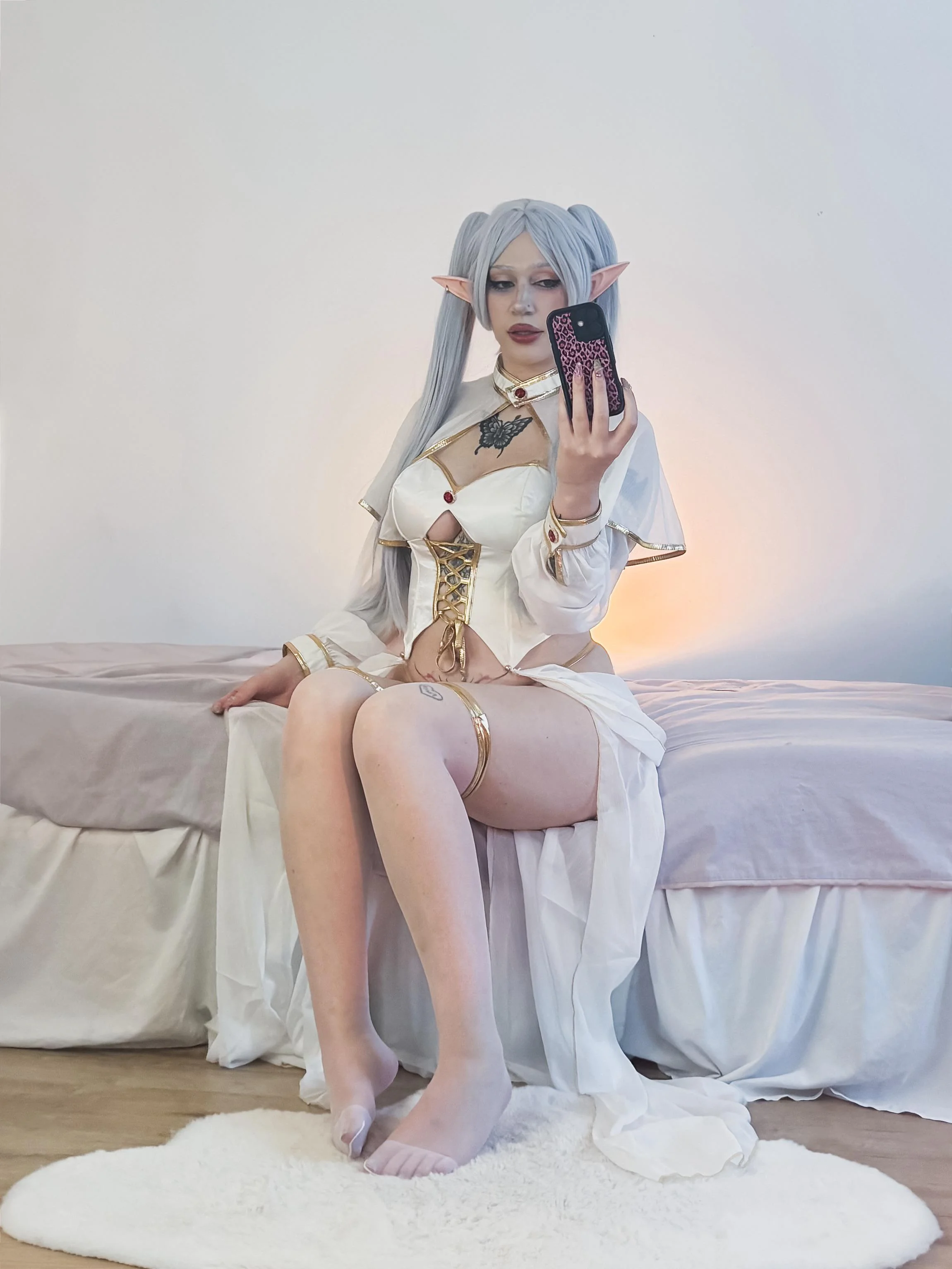 Frieren by Minya.jpg picture 1 of 1