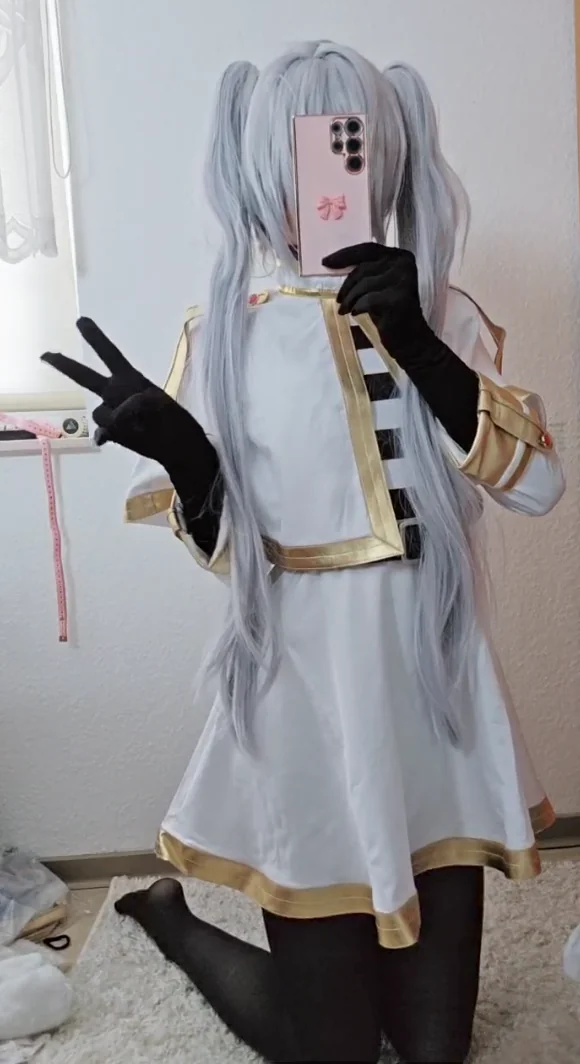 Frieren by NiraCosplay picture 1 of 1