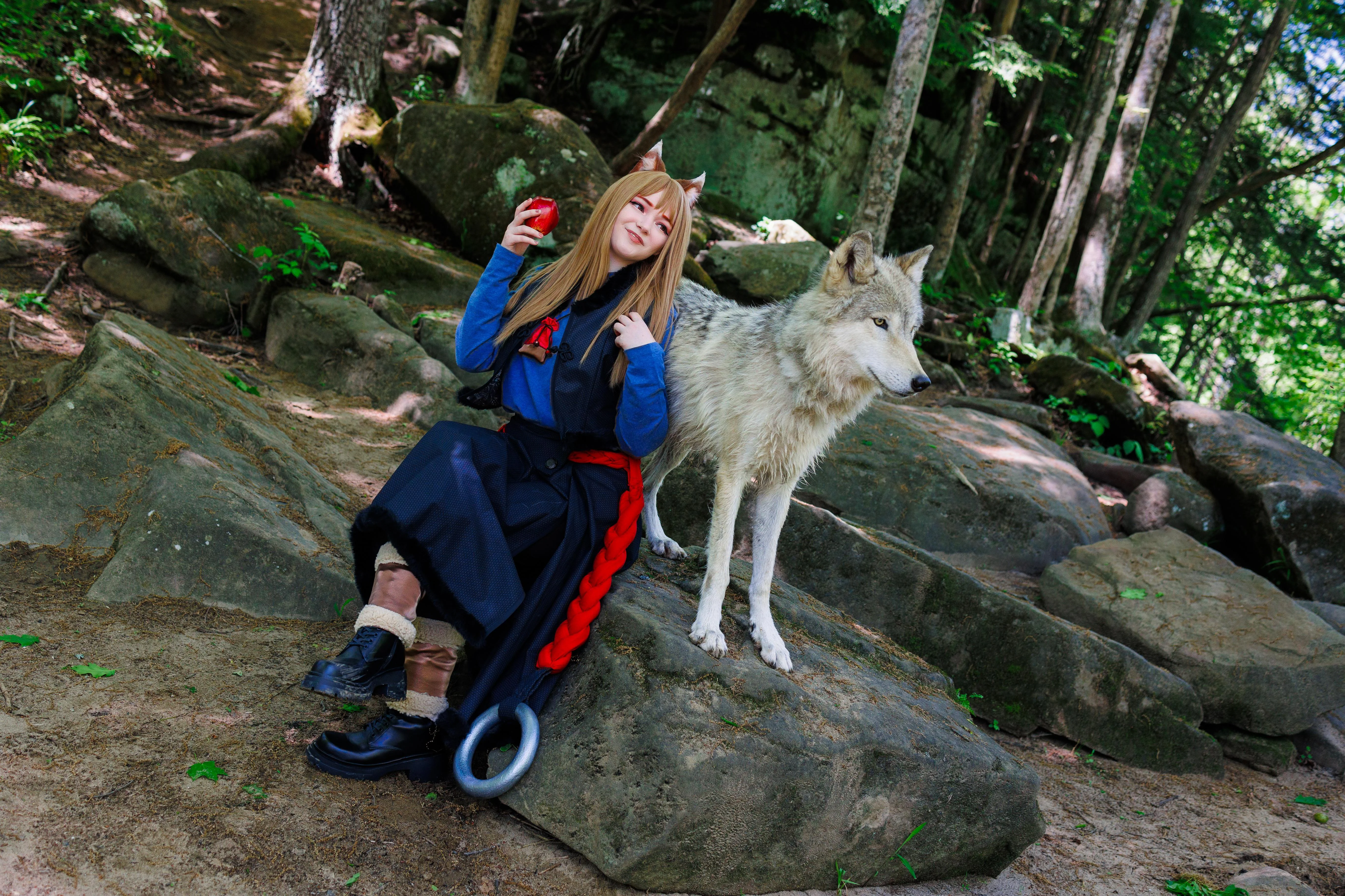 My handmade Holo cosplay with a real wolf (elle.chu) picture 1 of 1