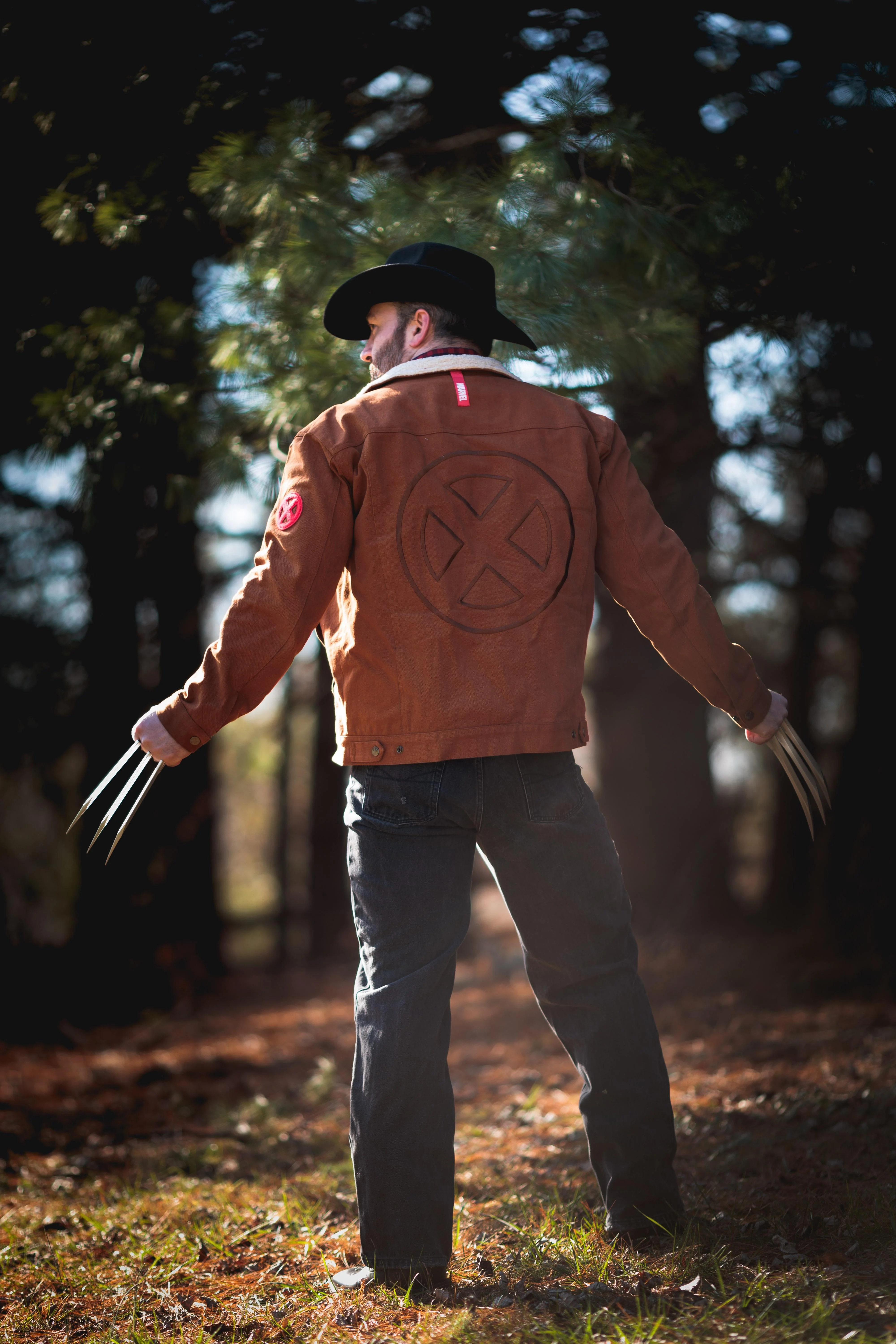 Logan and Plain Clothes Wolverine pics picture 5 of 11